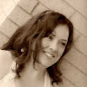 Meet your Posher, Dominique